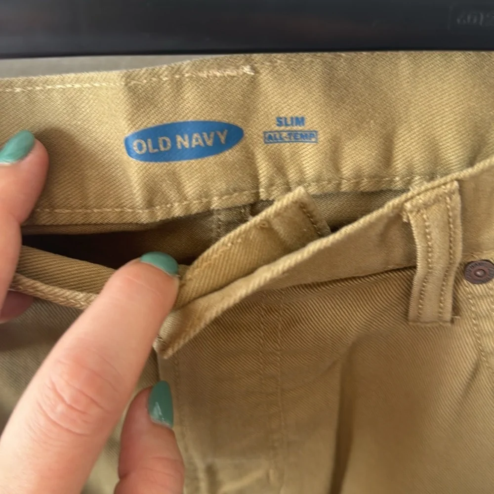 Old navy slim jean khakis - Picture 2 of 4